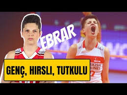 Ebrar karakurt 2000 yılının ocak ayında dünyaya gelen genç bir voleybolcudur i̇stanbul doğumlu, oğlak burcudur. Ebrar Karakurt Uzun Sacli Hali Mp3 Mp4 Indir Dur