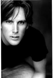 Sleeping with the Enemy (1991)