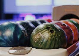 8 Best Bowling Alleys In Singapore For Crazy Fun Times Honeycombers