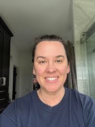 I'm looking for a travel friendly eyeshadow palette which is good for a  glam goth kinda look. Any recommendations? I'll have hand luggage only so I  need to be careful with how