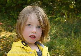 Here's a few of my favourite photos from a lovely afternoon woodland  walk/run with the Devlin family...