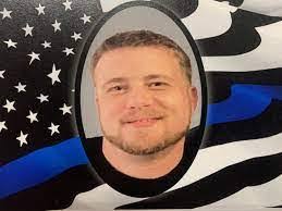 Robert Missey's Instagram, Twitter & Facebook