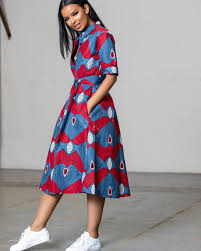 Casual Look Shirt Dress Paired With Trainers Sneakers And You Are Good To Go Africanpr African Print Fashion Dresses Short African Dresses African Attire