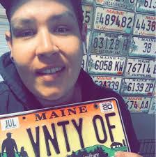 Christopher Larrabee's Instagram, Twitter & Facebook