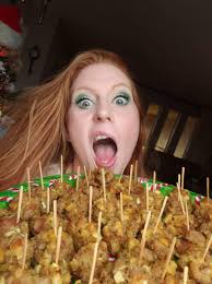 Stuffing bites with apple for the WIN 🥳