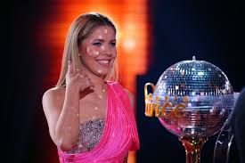 Soll spätestens im februar 2021 wieder let's dance bei rtl angesagt sein. Ynnzdapijmo0xm