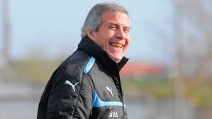 Career stats (appearances, goals, cards) and transfer history. Oscar Tabarez Llego A Los 167 Partidos Como Dt De La Seleccion
