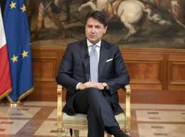 I dossier sul tavolo del governo sono diversi, e vanno dalla chiusura delle piste da sci sotto natale alla. Nuovo Dpcm Natale 2020 La Linea Del Governo Su Regioni Scuola Sci E Coprifuoco Conte Oggi Novita Primapagina Calciomercato Com