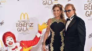 Carmen geiss wehrt sich gegen hater ebenfalls gesichtet: Robert Geiss Verletzt Carmen Tu Das Kind Weg Brigitte De