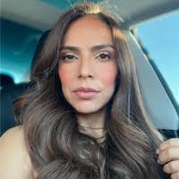 Leslie Ching's Instagram, Twitter & Facebook