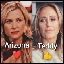 အပ It's Heather! She's alive she' 's not dead SM Who is this woman?! You  plug her back in! Plug her back in! Well it's Wellitsaittetoolateforthat! a  little too late for that!