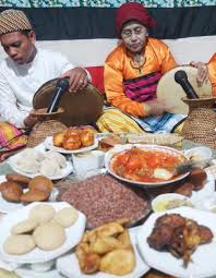 Jamuan cocktail (cocktail party) perayaan ini biasanya mengambil waktu antara makan siang dan makan malam, dimana undangan dibuat untuk. Peradaban Kuliner Islam Dari Santri Sampai Jamuan Khalifah Alif Id