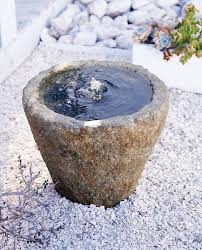 Brunnen Weitere Outdoor Mobel Living Wasser Im Garten Brunnen Garten