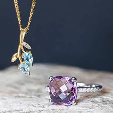 Did you scroll all this way to get facts about fete des meres? Bijoux Pour La Fete Des Meres