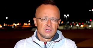 Ebből balhé lesz: Szijjártó Péter kemény üzenetet küldött Ukrajnának a  háborúról (+videó)