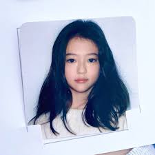 Saat ini, ia memiliki banyak fans yang setia . Rose Blackpink Reunited With World S Most Beautiful Model Ella Gross In The Us People Were Shocked Because Jennie S Clone Grew Incredibly Fast