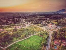Tindakan berani 12 orang termasuk rider grab food dan orang awam berjaya menyelamatkan sebuah keluarga yang mengalami kemalangan kereta di jalan camar dekat petra jaya, sarawak pada. Cantik Tak Sawah Geng Viral Melaka Official Facebook