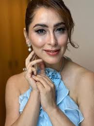 Who is a good makeup artist in Jerusalem?