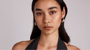 bee necklace in 10kt yellow gold C1870862225.html