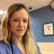 Leslie Renfro's Instagram, Twitter & Facebook