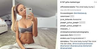 Anna åberg was born in poland but was adopted into a swedish family in bjuv, skåne, at the age of three. Hollywoodfruns Sanslosa Exponering Stoppa Pressarna Kandisar Kandisnytt Hant Extra Se Hor Noje