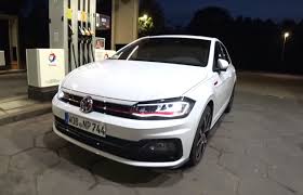 Volkswagen polos offer a top speed range between 106mph and. Night Drive In 2018 Polo Gti Is A Pleasant High Speed Experience Autoevolution