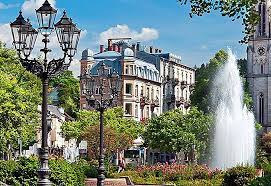 Nordic walking and gentle walks will awaken your inner strength. 12 Tempat Wisata Teratas Di Baden Baden 2021