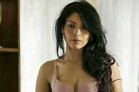 7 Erotic thriller films that will get you in the mood and keep you guessing  till the end | GQ India