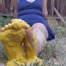 Daisy Duncan aka daisyduncan OnlyFans - As requested, mustard on my feet!  Something new everyday - Fetish-themed Porn video available for online  streaming on x-fetish.tube