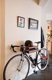 Definition, rechtschreibung, synonyme und grammatik von 'fahrradständer' auf duden online nachschlagen. Hereingeradelt So Verstaut Man Das Fahrrad In Der Wohnung