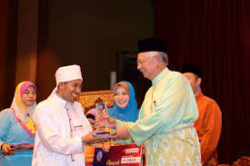 Sekolah pondok, kuala lumpur, malaysia. Pelajar Pondok Terengganu Berdaftar Dengan Maidam Diberikan Wang Saku Rm1 500