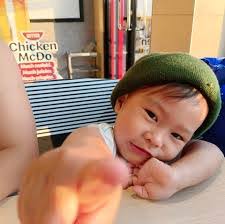 Chris Cabero's Instagram, Twitter & Facebook