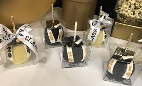 Black And Gold Candy Apples Graduation Candy Apples Graduation Candy Candy Apples Gold Graduation