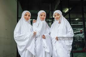 A Prayer Garment To Cherish