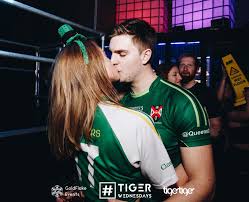 One man really put is foot in it when he shared a passionate kiss with his date during a football game's kiss cam segment. Does Tiger Tiger S Kiss Cam Leave A Bad Taste In Your Mouth
