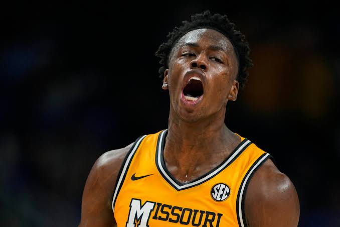 Mark Mitchell's attorney threatens the SEC over new eligibility rules | A Sea Of Blue