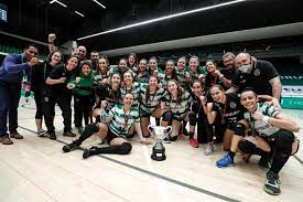 The championship was founded in 1989. Sporting Vence Aves E Conquista Taca Federacao De Voleibol Feminino