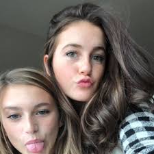 Hayleyann (@hayleyann_g)