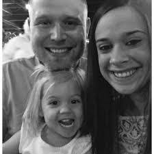 Amber Cogdill's Instagram, Twitter & Facebook