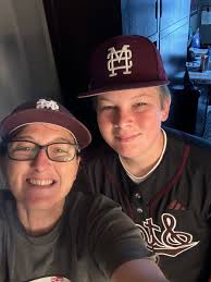 Amy Rodeheaver (@AmyRodeheaver)