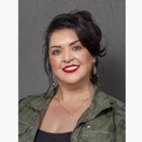 Toni Budd's Instagram, Twitter & Facebook