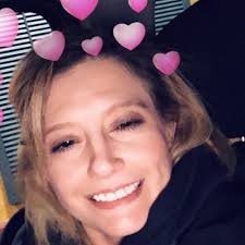 Daisy Teague (@daisy_teague) • Instagram photos and videos