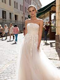 Riki Dalal Loves Love Wedluxe Magazine Wedding Dresses Wedding Dress Couture Mother Of The Bride Dresses