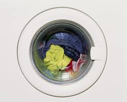 Well, let's find out what colours you can wash together and white washing should have its own pile. How To Wash Workout Clothes Best Detergent And Ways To Clean Smelly Gym Wear