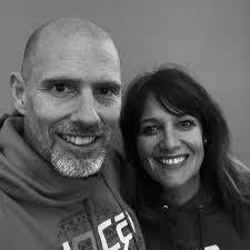 Elisa Brown's Instagram, Twitter & Facebook