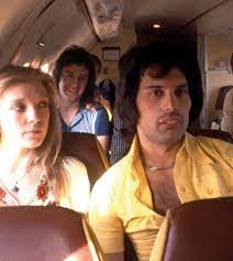• • ★ ★ #freddiemercury no matter how ill freddie felt, he never grumbled to anyone or sought sympathy of any kind. 25 Photos Of Freddie Mercury With His First And Only True Love Mary Austin Bored Panda