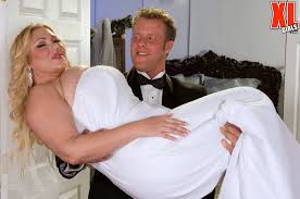 My Big Plump Wedding and Honeymoon - Samantha 38G and Seth Dickens (90  Photos) - XL Girls