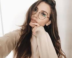See This Instagram Photo By Tesschristinexo 38 5k Likes Glasses Outfit Glasses Fashion Cute Glasses