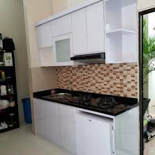 25 Inspiring Minimalist Kitchen Set For Small Kitchen Home Decor Ideas Simple Kitchen Design Small Kitchen Bar Minimalist Kitchen