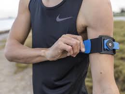 How to hold phone while running: Running Sports Armband Quad Lock Usa Official Store